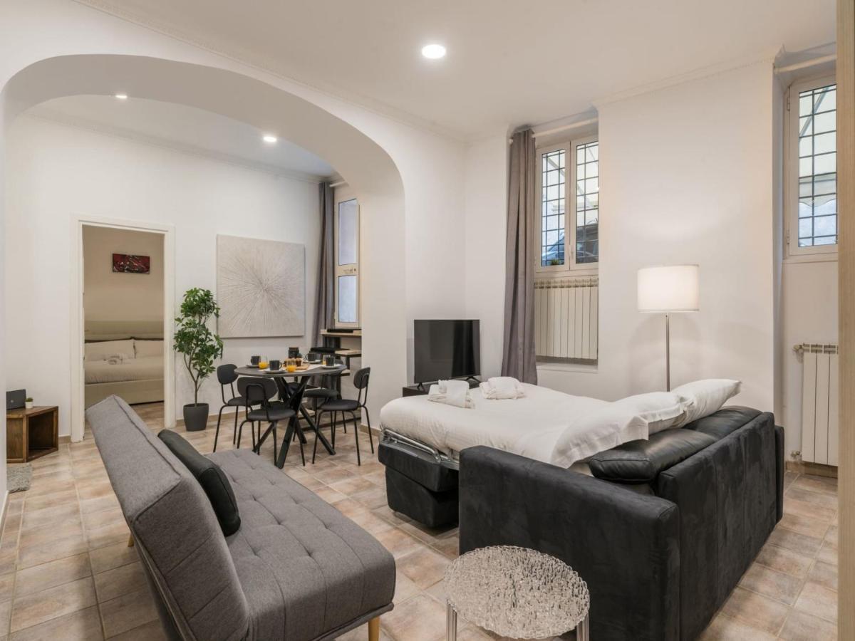 The Best Rent - Gorgeous One-Bedroom Apartment Near Piazza Di Spagna Rome Bagian luar foto
